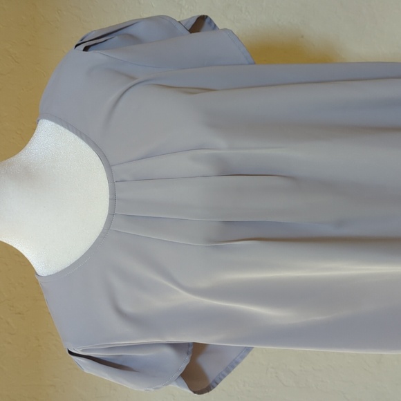 Amazon Gray Flutter Sleeve Satiny Blouse with Pleated Neckline Size Large - Picture 6 of 11